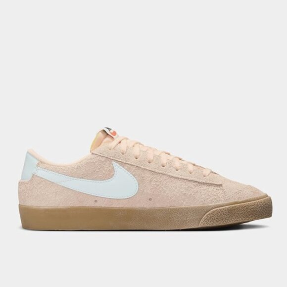 NEW Nike Women's Shoe Peach Size 11 with box - Picture 4 of 5